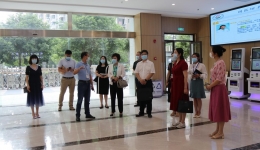 四川职业护理学院调研成华区中医医院 医养结合工作并洽谈合作事宜