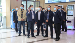 成都市残联党组书记、理事长胡小东一行人到成华区中医医院（康穗养老中心）调研残疾人特色亮点工作